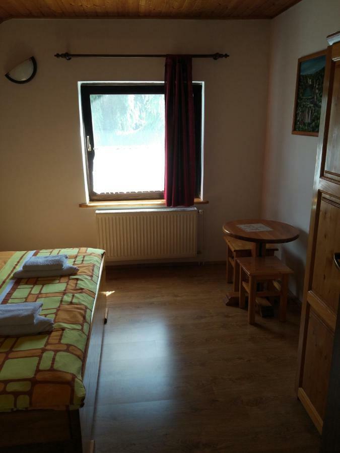 Apartment Jelena Seliste Dreznicko Exteriör bild